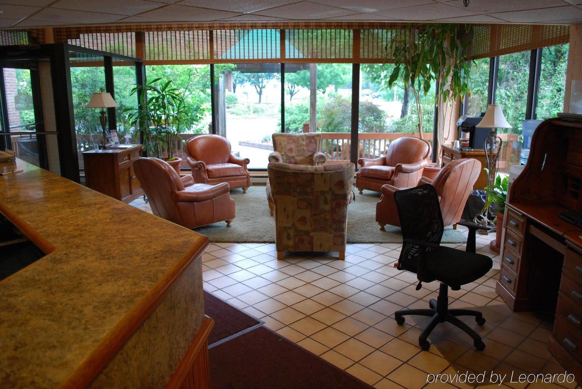 Best Western Braddock Inn La Vale Interior photo